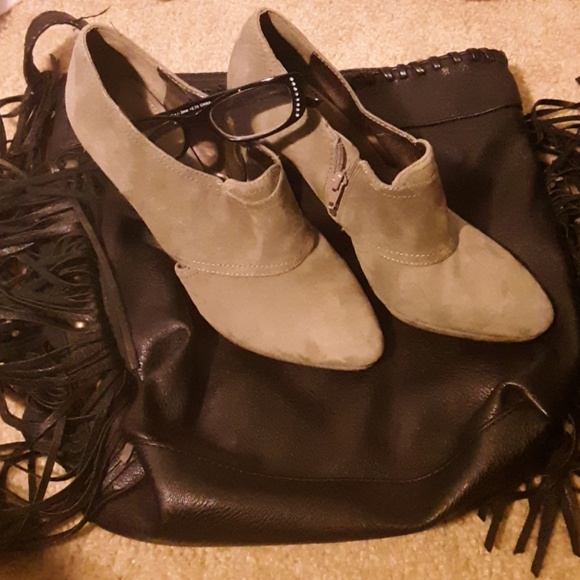 Banana Republic pumps - Picture 2 of 3